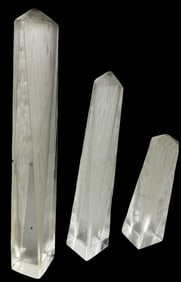 Decorative Set of 3 Vintage Mid-Century Lucite Obelisk Sculptures - Signed