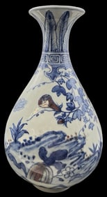 Antique Chinese Jingdezhen Blue & White Underglaze Painted Porclain Vase