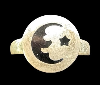 Unusual Vintage Sterling Silver & Black Enamel Moon and Star Ring