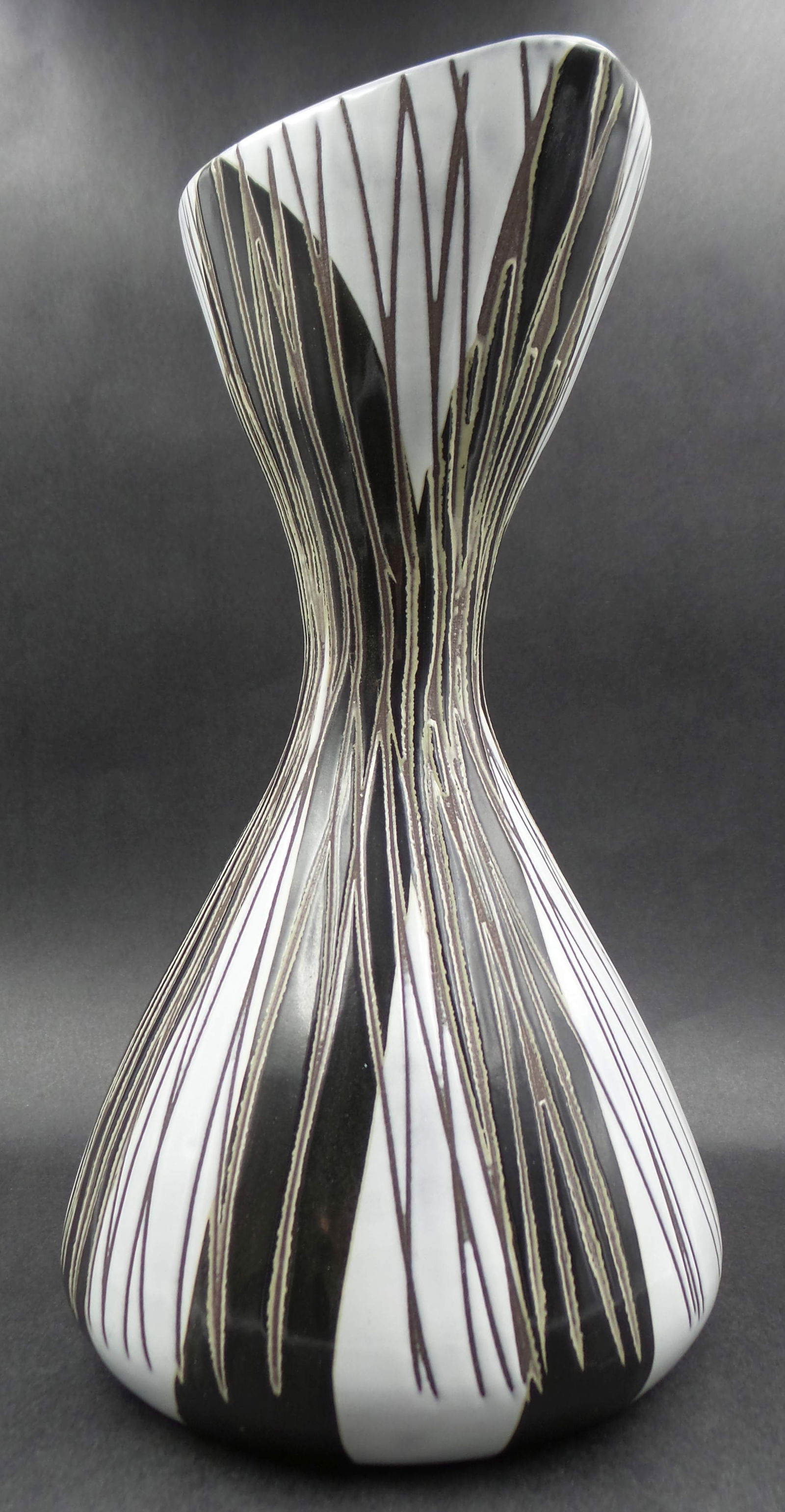 Rare Mid-Century Modern "Maj" (May) MARI SIMMULSON for Upsala Ekeby Sweden Black & White Ceramic: Incredibly decorative designer piece by Mari Simmulson, ca. 1950. Very good vintage condition; No chips, cracks, or repairs. Measures approx. 9 1/2" high x 5 1/4" in diameter. Singed and numbered on t