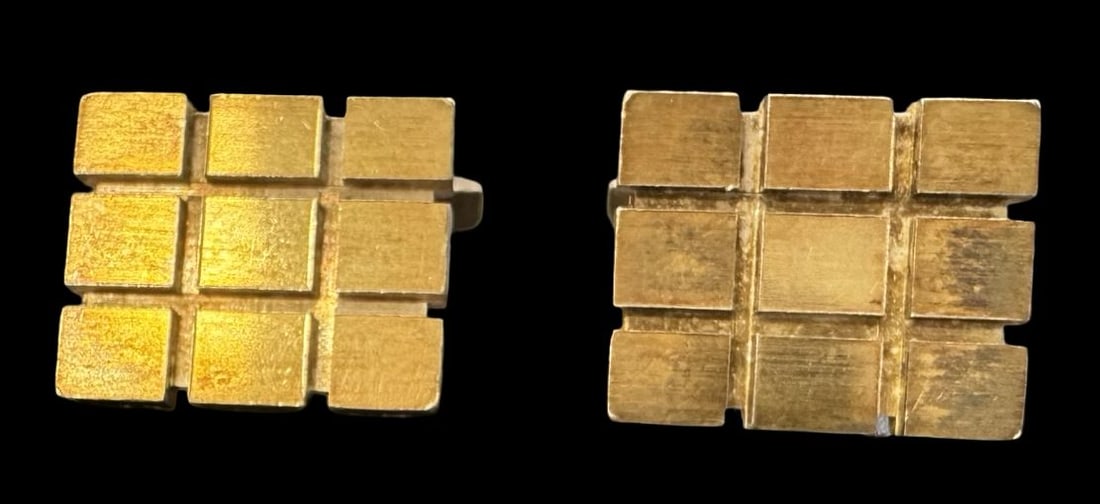 Vintage Mid-Century Modern Brutalist European Gilt 835 Silver Cufflinks: Very good vintage condition with minor patina according to age. Each measures approx. 3/4" long x 5/8" wide and they jointly weigh ca. 16.1 grams. Marked for 835 Silver.