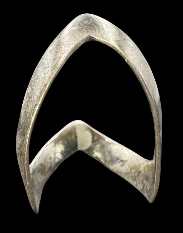 Unusual Vintage Mid-Century European 800 Silver Ring: Very good vintage condition with minor patina according to age. Weighs ca. 2.5 grams. The ring is a size 3 1/4. Marked for 800 silver.