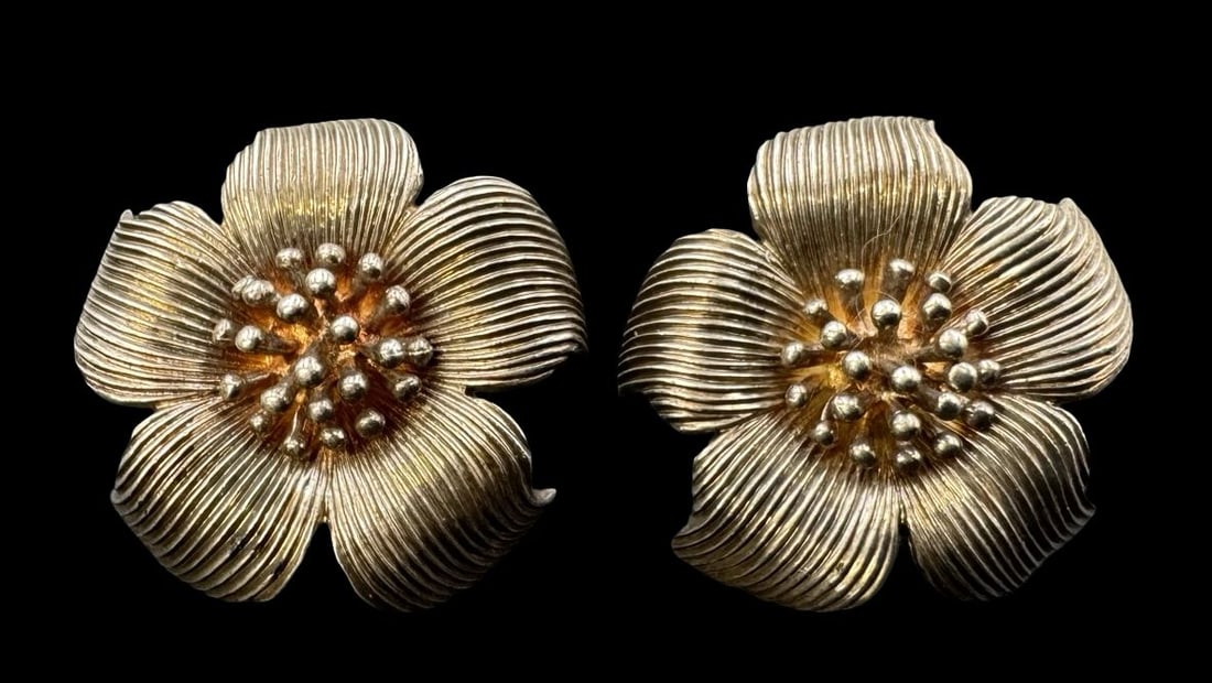 Vintage TIFFANY & CO Sterling Silver Earrings in Flower Shape (1 of 3)