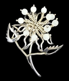 Vintage ILARIA Peru 950 Silver & Glass Bead Articulated Flower/Foliage Brooch