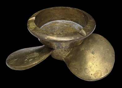 Very Unusual Vintage Mid-Century Brass Nautical Boat Propeller Ashtray
