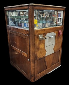 Ca. 1930s Art Deco Wooden Arcade Machine /w Turntable