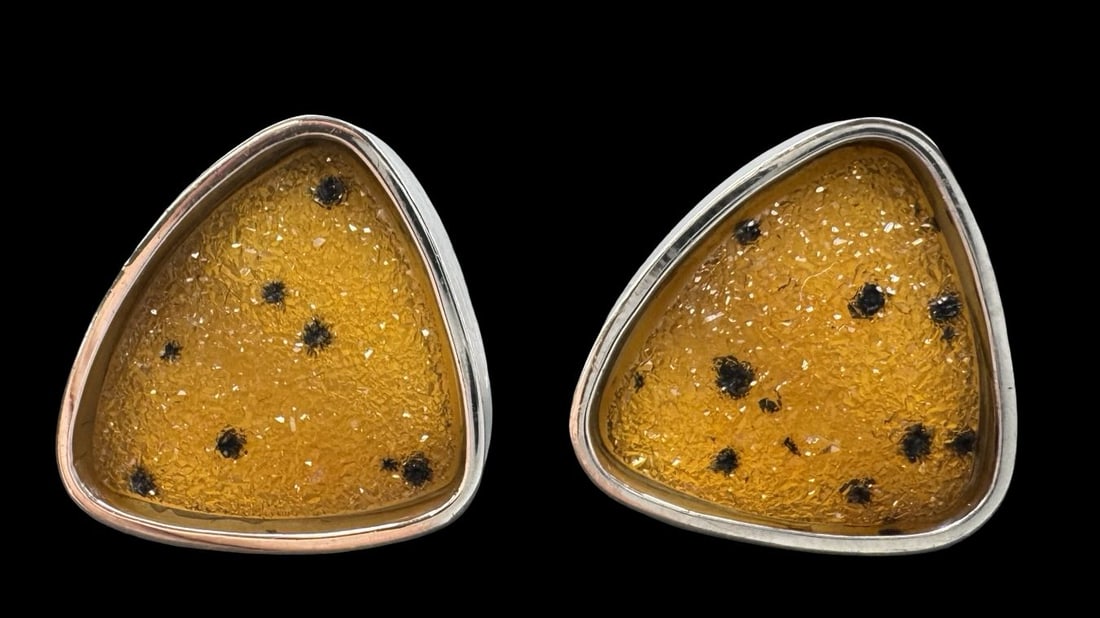 Very Unusual Vintage Sterling Silver & Orange Natural Crystal Earrings: Very good vintage condition with minor patina according to age. Each measures approx. 3/4" long x 3/4" wide and they jointly weigh ca. 11.3 grams. Marked for Sterling Silver. SHIPPING: We ship in-hous