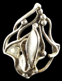 Very Unusual Mid-Century Sterling Silver Ring