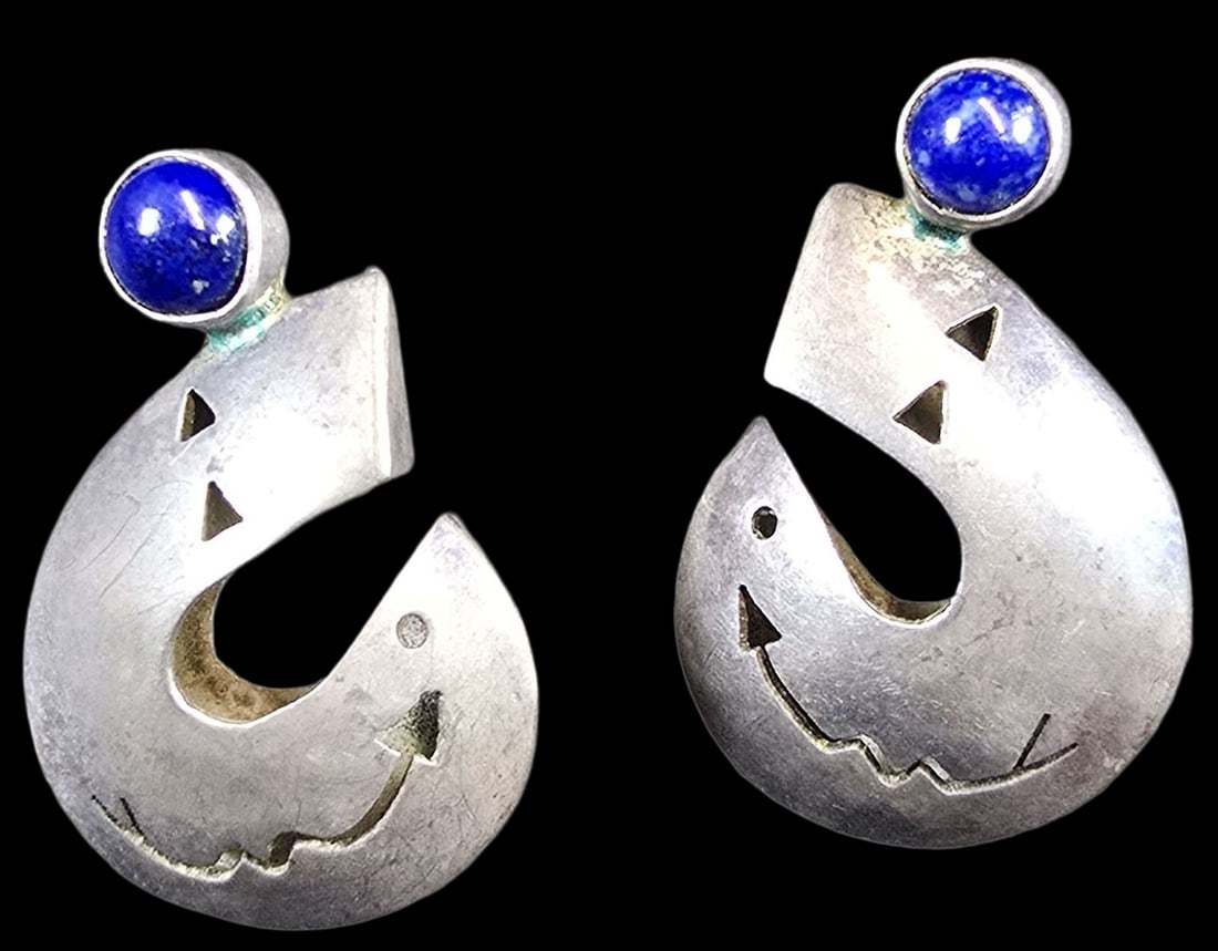 Vintage Sterling Silver & Blue Gemstone Earrings: Very good vintage condition with minor patina according to age. Each measures approx. 1" high and weighs ca. 2.5 grams. Marked. SHIPPING: We ship in-house and charge a flat fee of $12 for any order of