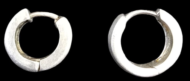 Pair of Vintage Sterling Silver Earrings