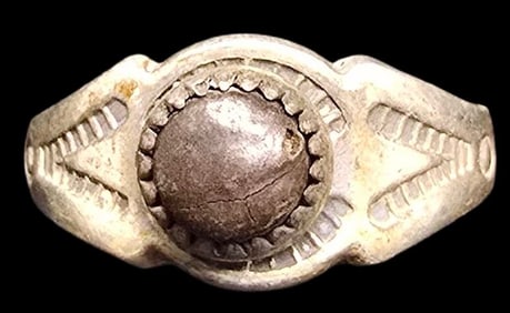 Vintage Mid-Century 1960s Native American BELL TRADING POST Sterling Silver & Gemstone Ring