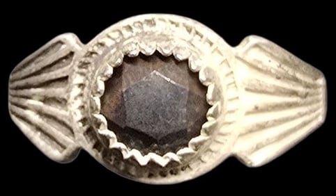 Vintage Mid-Century Southwestern PACIFIC JEWELRY COMPANY Sterling Silver & Gemstone Ring