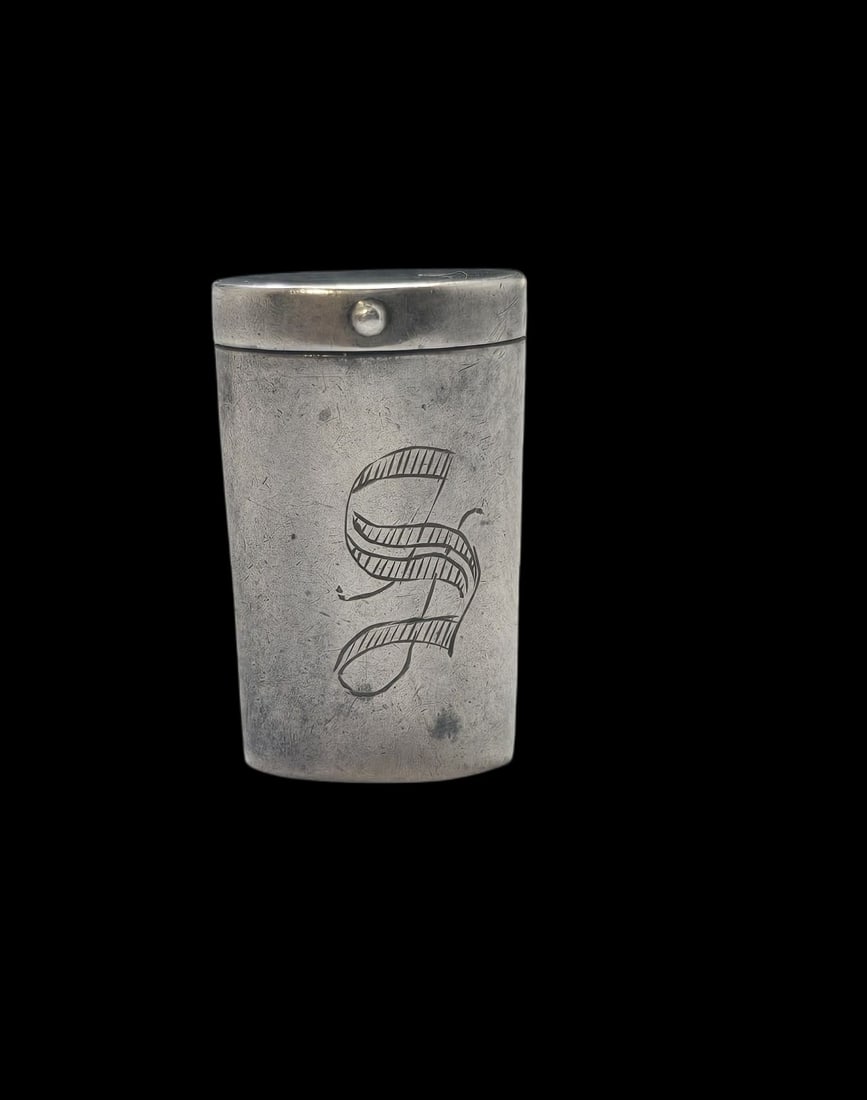 Very Rare Antique HAMILTON & HAMILTON Sterling Silver Extendable Cigarette Tip in Pendant Case (1 of 7)