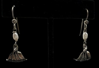 Vintage MARY ELVYN Sterling Silver & Freshwater Pearls Dangle Earrings