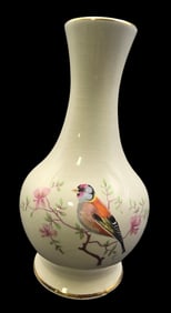 Vintage British ROYAL WORCESTER Vase /w Bird Motive
