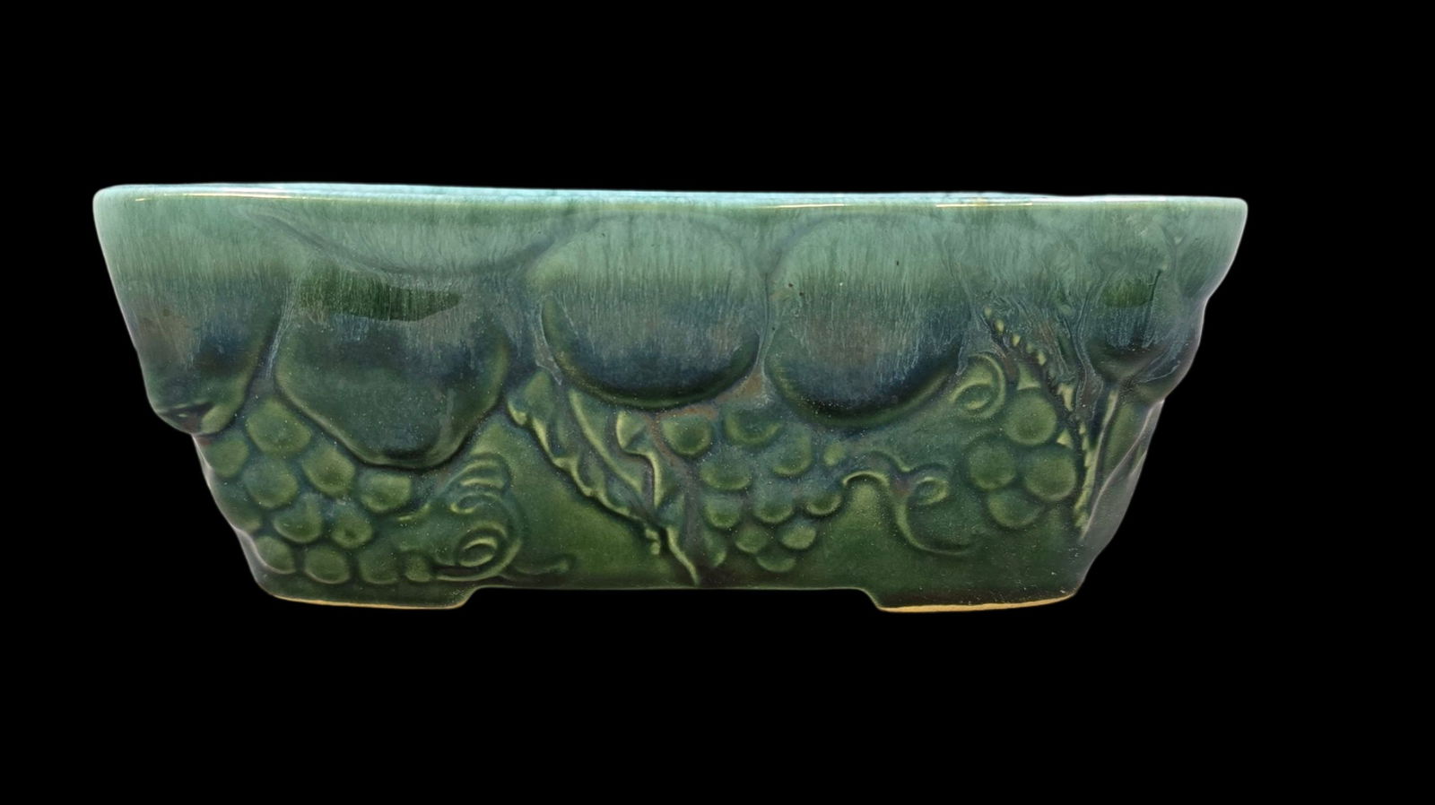 Vintage hull pottery green glaze rectangle planter with green pattern (1 of 6)