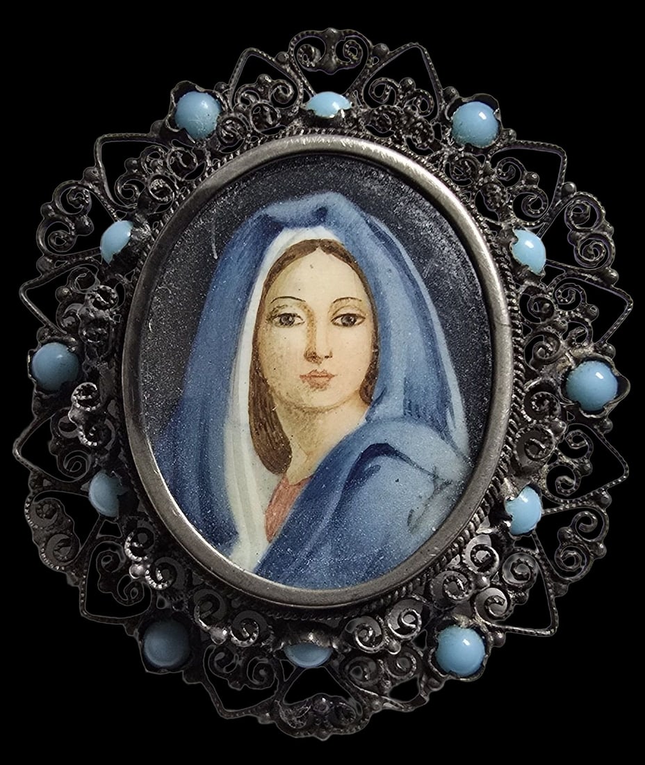 Gorgeous Antique European 800 Silver & Gemstone Brooch / Pendant /w Woman's Portrait: Very good antique condition with wear and patina according to age. Measures approx. 2" high x 1 1/2" wide and weighs ca. 9.5 grams. Marked for 800 (80%) silver.