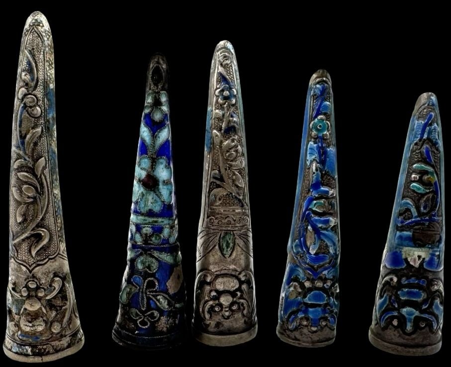 Antique 5 Pairs of Chinese Silver Enamel Fingernail Cuffs (1 of 7)