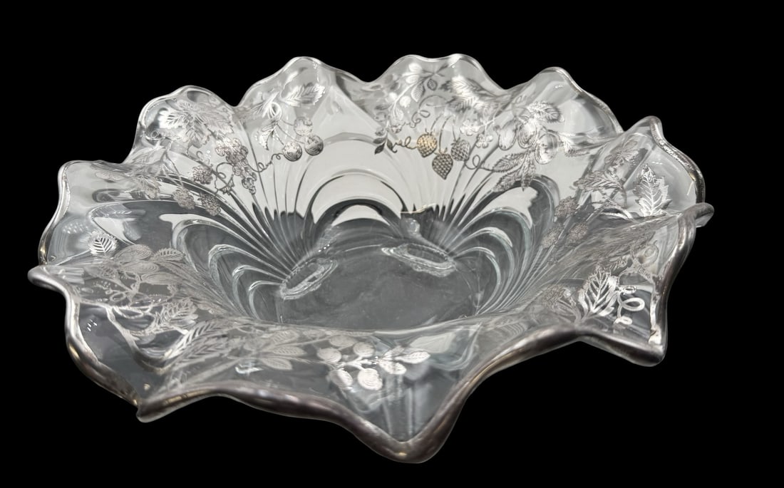 Decorative Vintage Crystal & Sterling Silver Overlay Floral Pattern Low Footed Bowl (1 of 6)