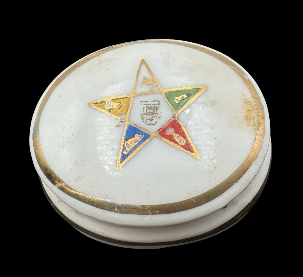 Rare Antique Masonic Temple Footed Porcelain Trinket Box: Good vintage condition. No chips, cracks or repairs; some paint loss. Measures approx. 2" long x 1 3/4" wide x 1 1/2" high. Marked B-144.