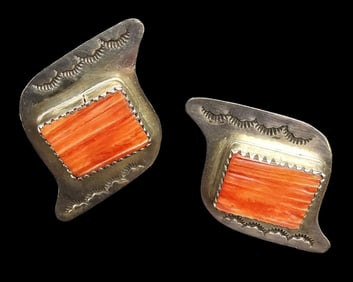 Unusual Vintage Native American Navajo Sterling Silver Oyster Shell Earrings