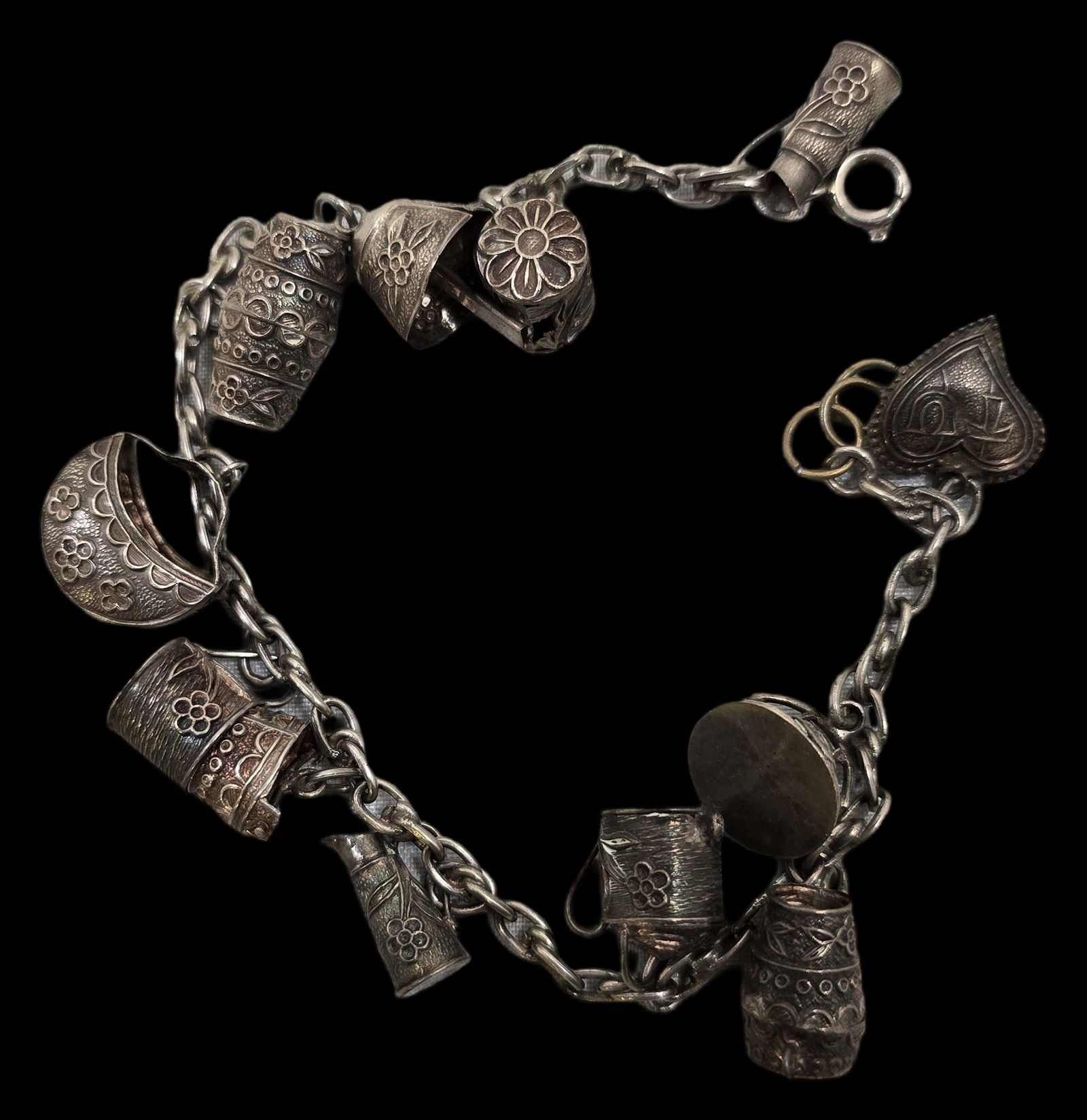 Very Unusual Vintage Sterling Silver Charm Bracelet (1 of 7)