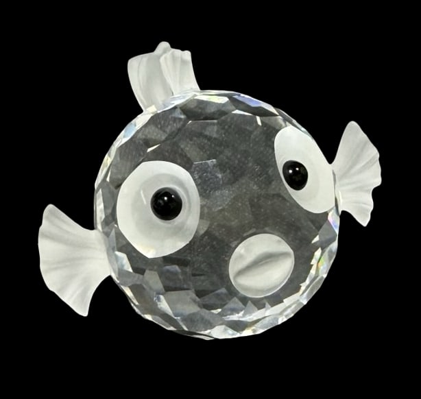 Vintage SWAROVSKI Crystal Figurine - Small Pufferfish (1 of 4)