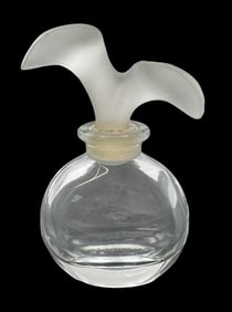 Vintage Perfume Bottle /w Floral Design & Frosted Glass Stopper