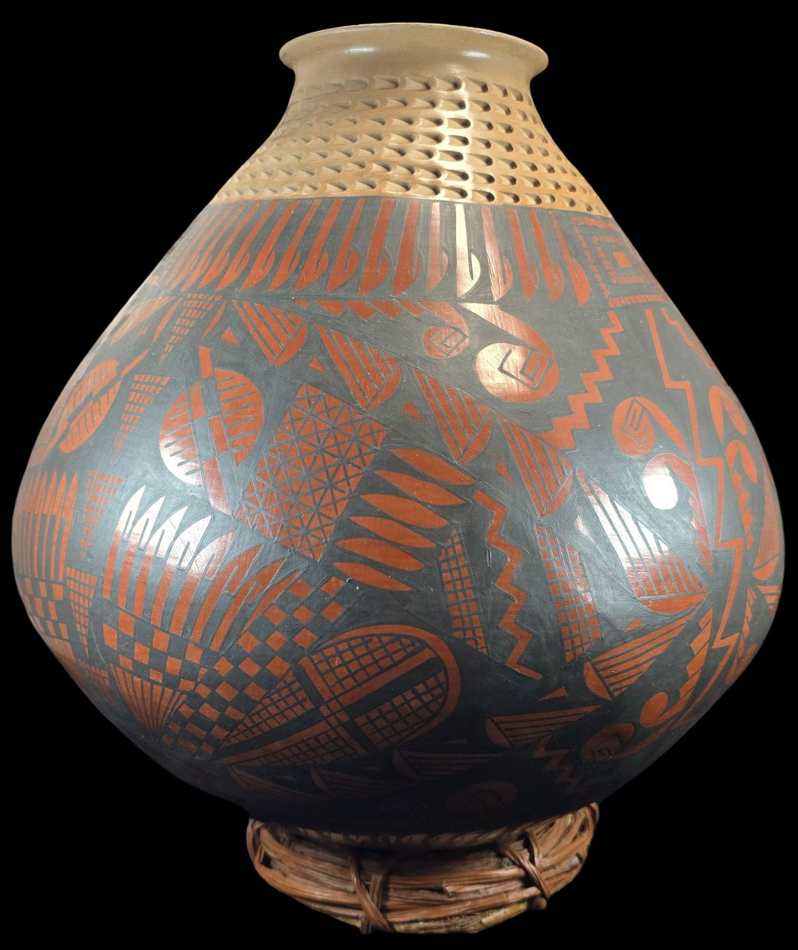 Large Vintage SOCORRO SANDOVAL Mata Ortiz Polychrome Pottery Vase (1 of 4)