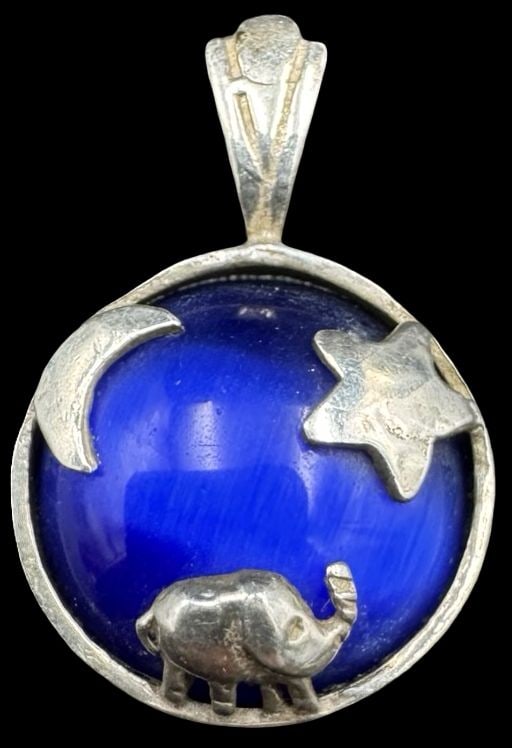 Beautiful Vintage Sterling Silver & Blue Gemstone Pendant (1 of 2)
