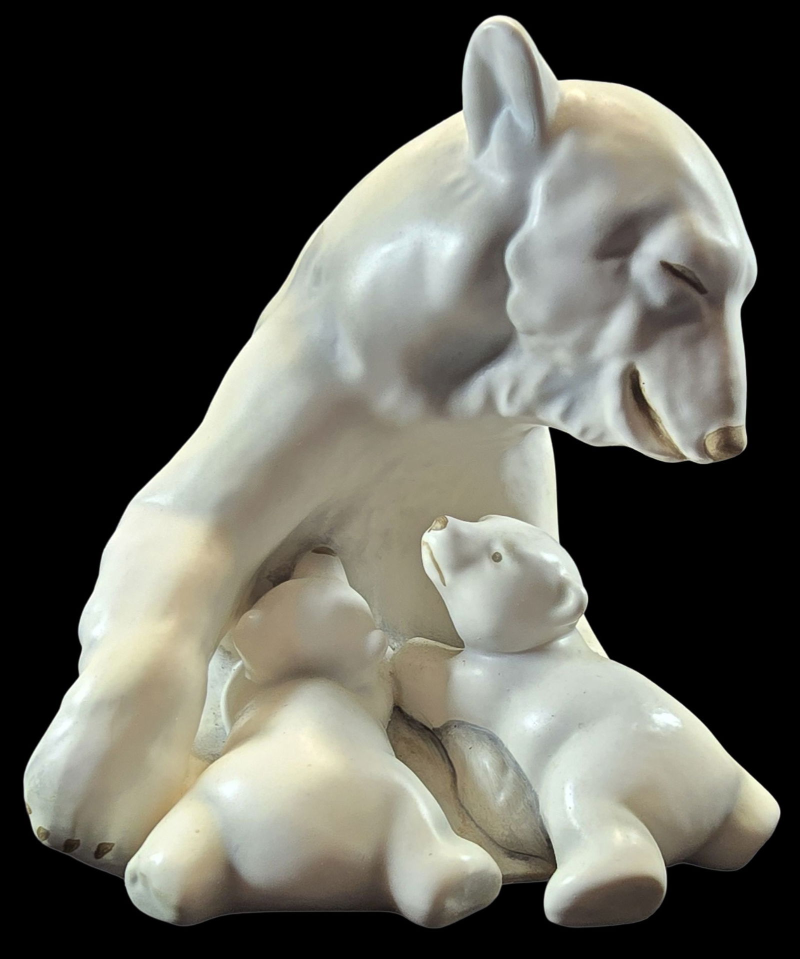 Vintage LLADRO Spain Porcelain Figurine "Bearly Love" (1 of 5)
