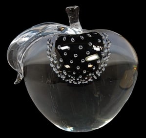 Vintage Mouthblown Art Glass Apple Sculpture