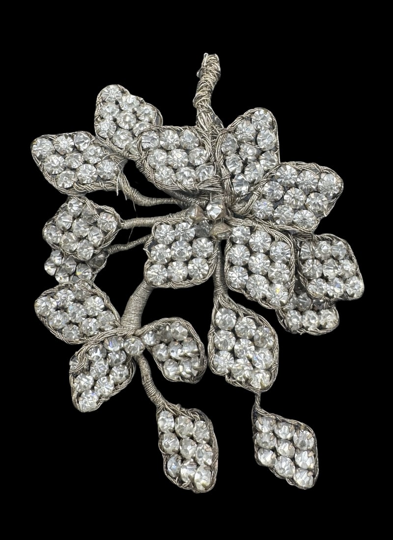 Large Vintage Silver-Tone Metal Wire & Rhinestone Floral Costume Jewelry Pendant (1 of 3)