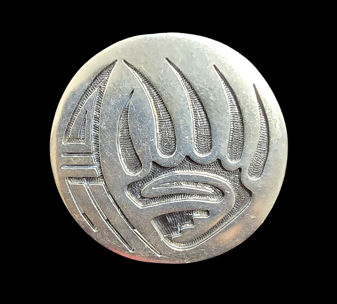 Beautiful Vintage Native American Navajo Sterling Silver Bear Claw Designer Brooch (1 of 2)