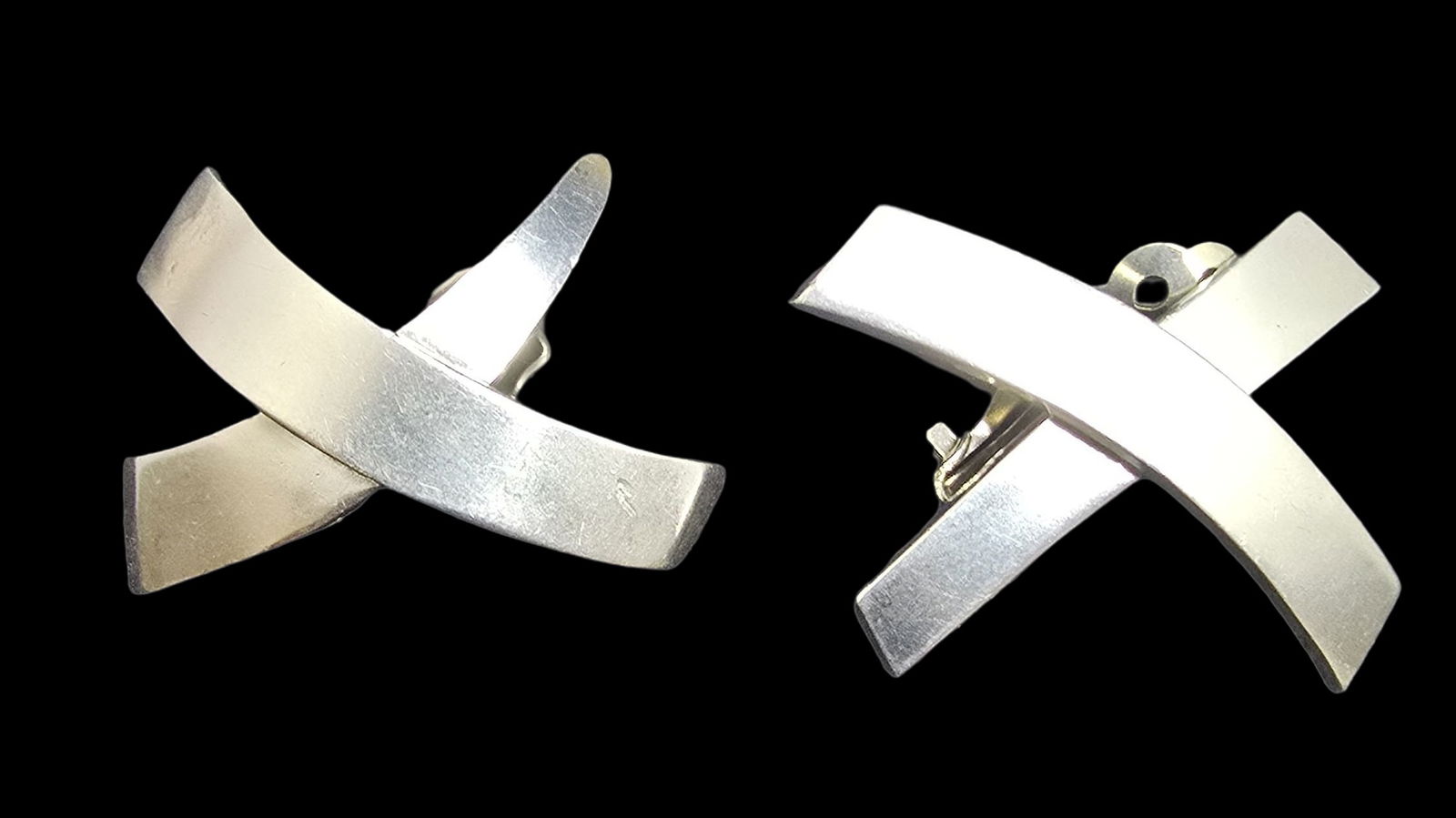 Stylish Vintage Mid-Century ERQUIDIA TAXCO Mexico 950 Silver Clip-On Earrings (1 of 3)