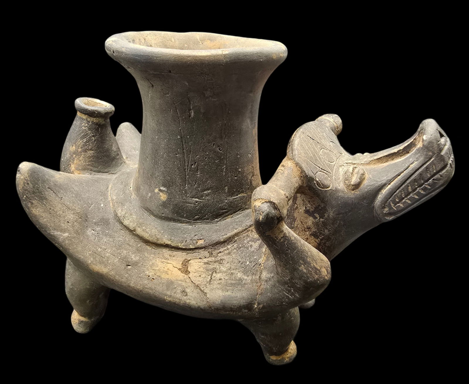 Antique Pre-Columbian Zoomorphic Pottery Vessel (1 of 5)