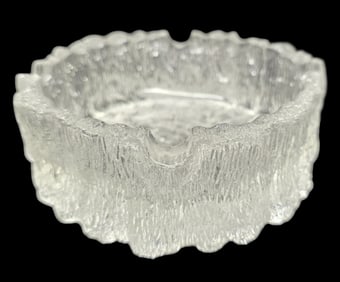 Stylish Vintage Mid-Century Modern Scandinavian Textured Crystal Ashtray