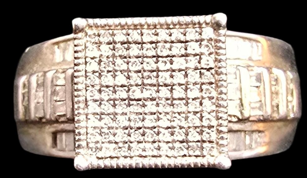 Gorgeous Vintage Sterling Silver & Clear Rhinestone Cluster Men's Ring: Very good vintage condition with minor patina according to age. The ring is a size 10 and weighs ca. 8 grams. Marked for Sterling Silver.