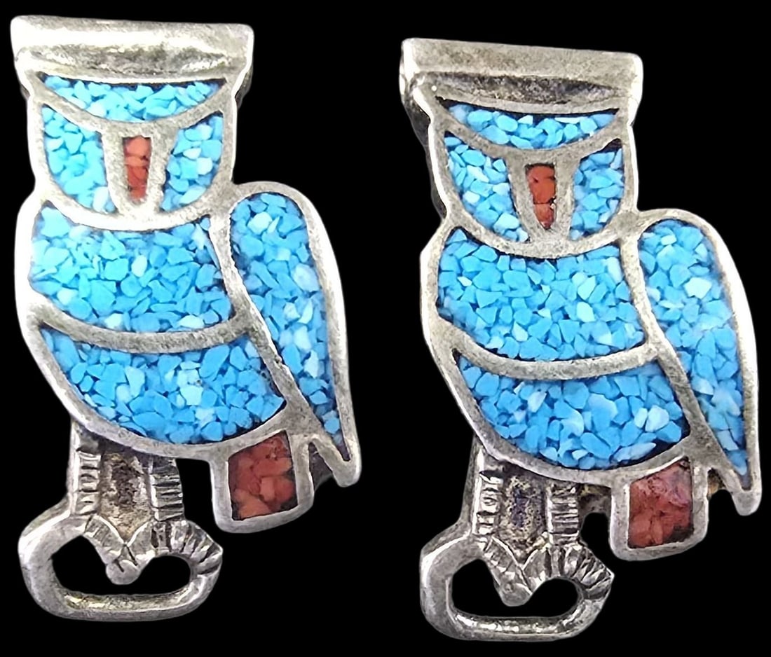 Gorgeous Pair of Vintage Native American Sterling Silver Owl Pendants /w Inlaid Gemstone Mosaic: Very good vintage condition with minor patina according to age. Each measures approx. 1" long x 1/2" wide and they jointly weigh ca. 6.5 grams. Tested for Sterling Silver.