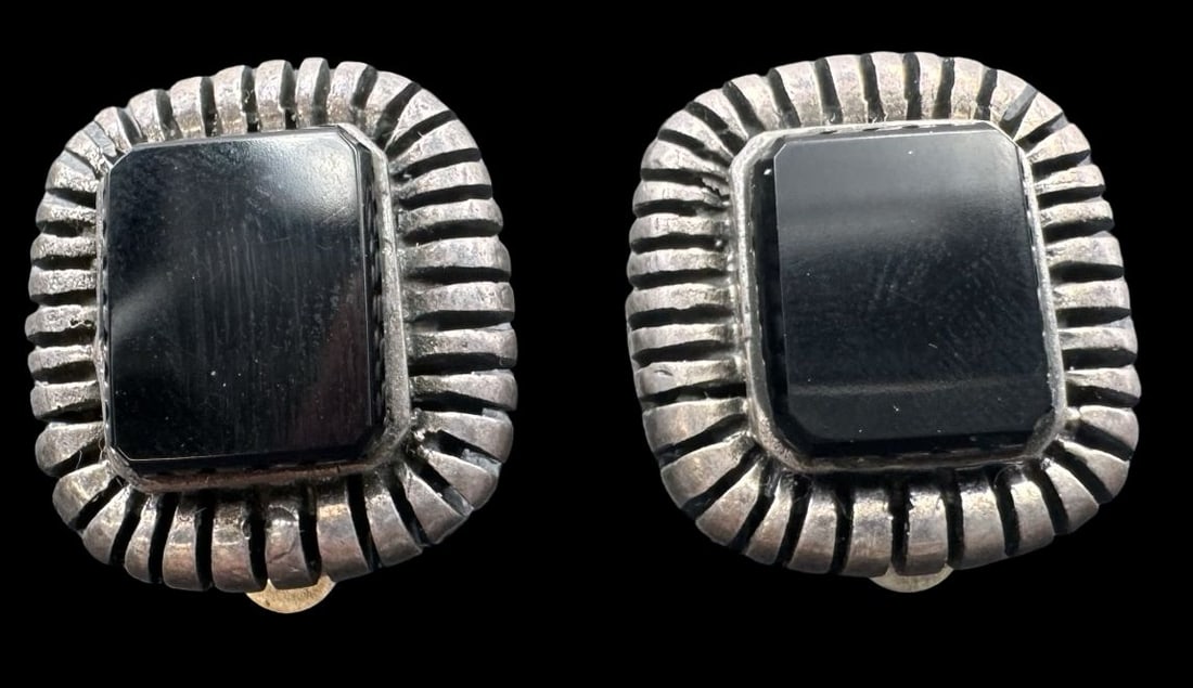 Ornate Vintage Sterling Silver & Black Onyx Clip-On Earrings: Very good vintage condition with minor patina according to age. Each measures approx. 7/8" long and 3/4" wide & they jointly weigh ca. 18.2 grams. Marked for Sterling Silver & Thailand.