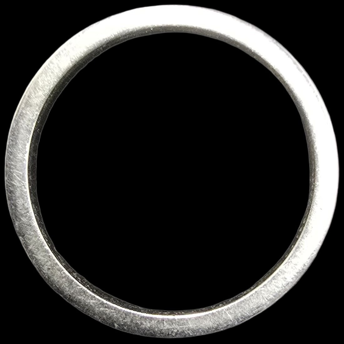 Beautiful Vintage Sterling Silver Ring /w Clear & Red Gemstones: Very good vintage condition with minor patina according to age. The ring is a size 7 and weighs ca. 2 grams. Marked for Sterling Silver.