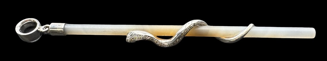 Large & Stunning Vintage Sterling Silver, Agate & Black/Clear Gemstone Snake Pendant: Very good vintage condition with minor patina according to age. Measures approx. 5 3/4" long and 1/2" wide & weighs ca. 18.4 grams. Marked for Sterling Silver.