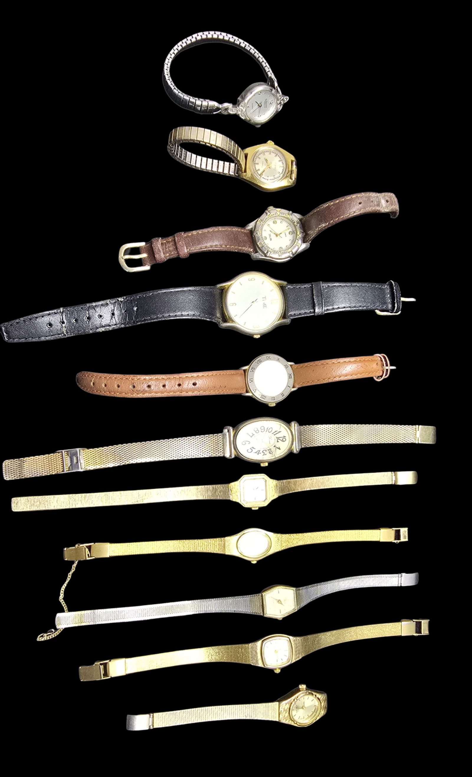 Lot of Vintage Watches: Very good vintage condition with minor patina according to age. Not tested.