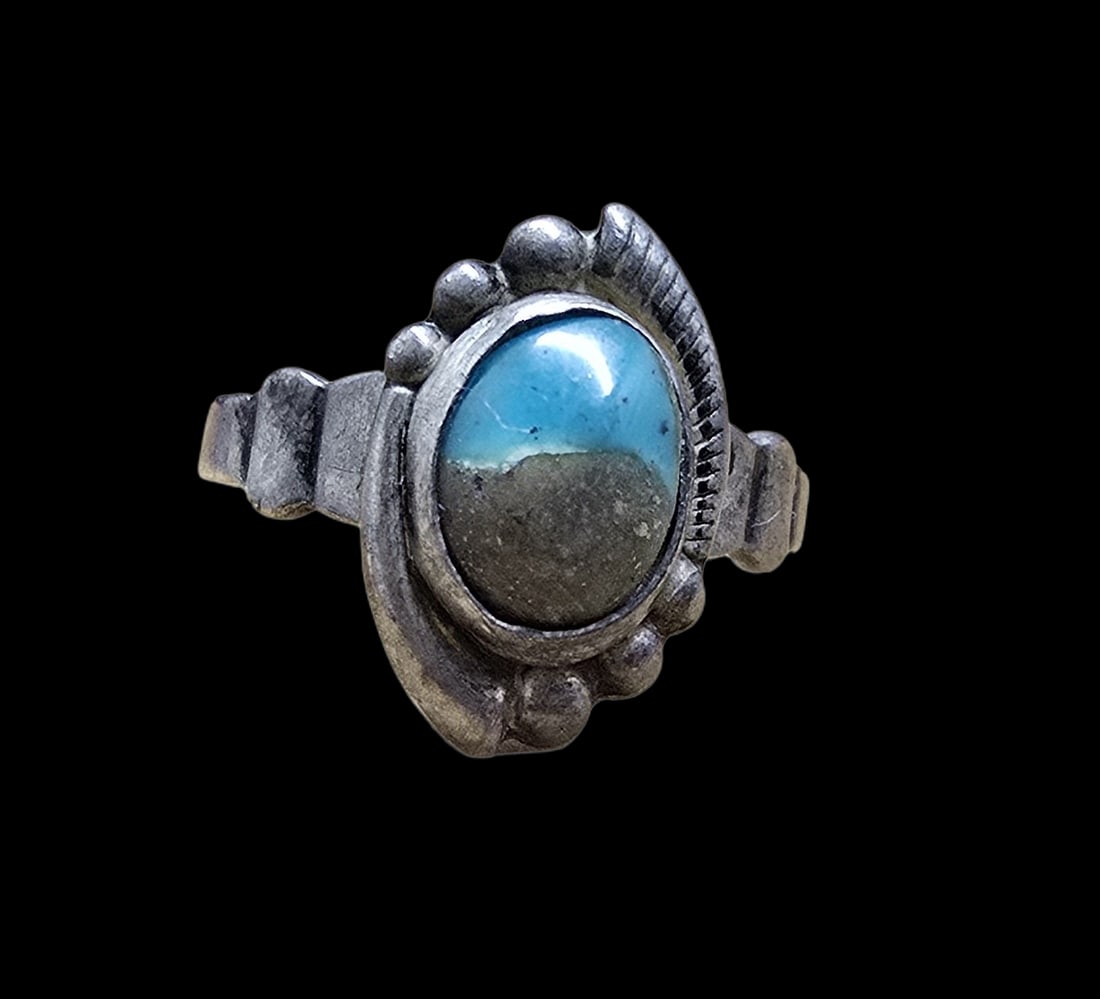 Mid-Century Southwestern Sterling Silver & Turquoise Ring (1 of 3)
