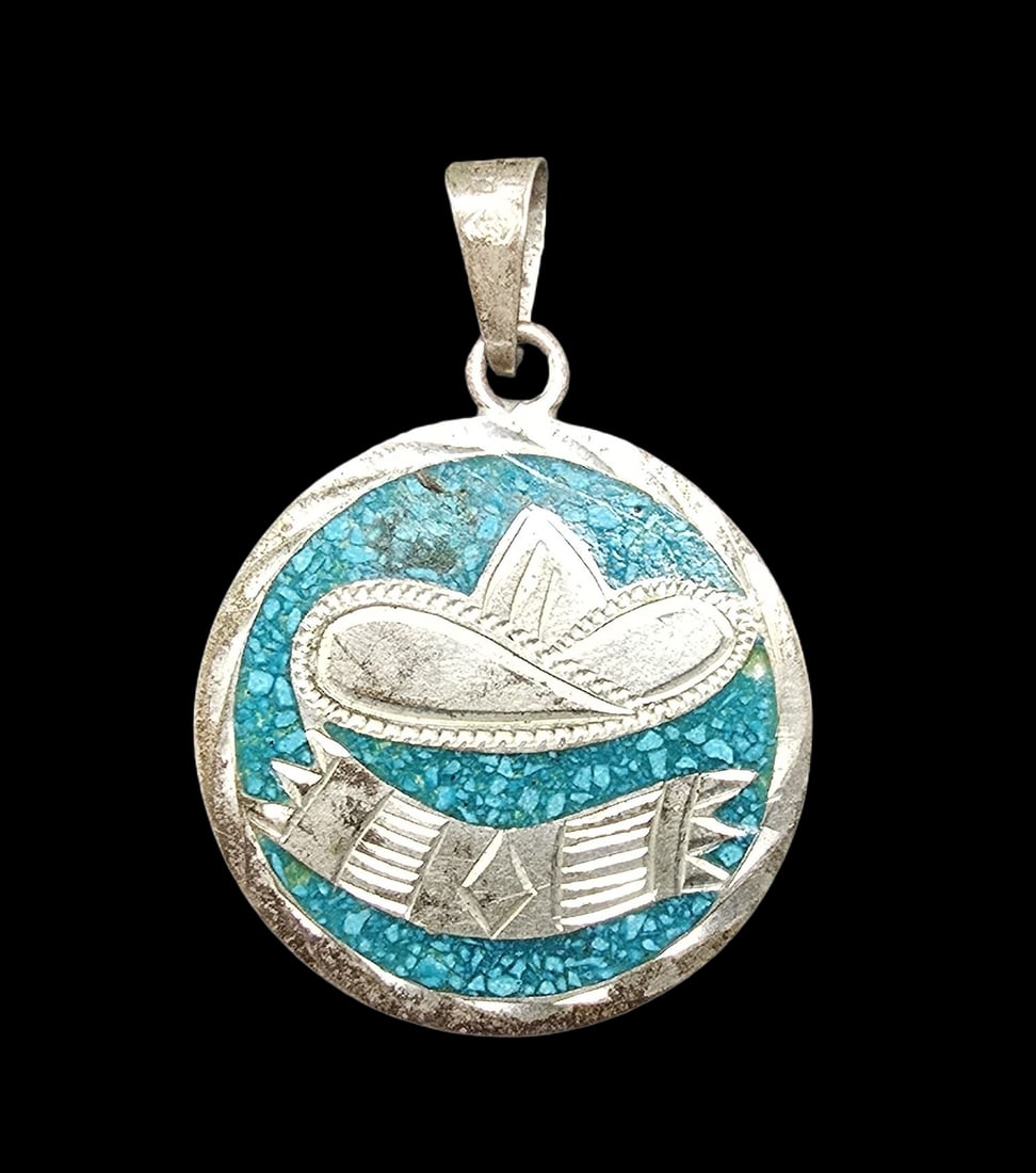 Stunning Vintage Mexican Sterling Silver & Inlaid Turquoise Sombrero Hat / Mayan Calendar Pendant: Very good vintage condition with minor patina according to age. Measures approx. 2 " long x 1" wide and weighs ca. 10.5 grams. Marked for Sterling Silver.