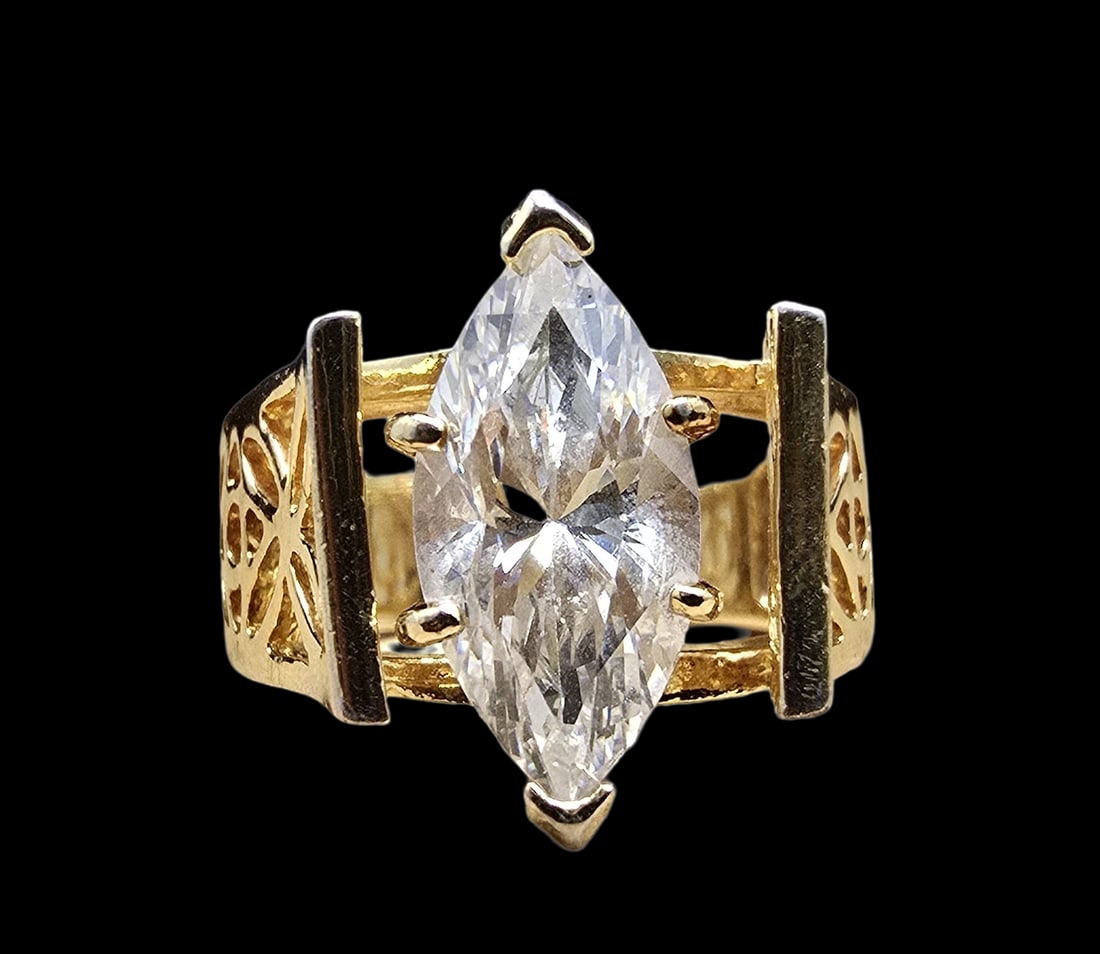 Very Unusual & Ornate Vintage Gold-Tone Metal & Clear Rhinestone Ring (1 of 4)