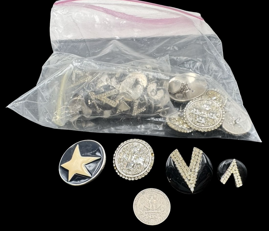 Jewelry Making Lot: Star Buttons /w Clear Rhinestones: Very good condition with minor patina according to age. For measurement reference please see coin in the picture.