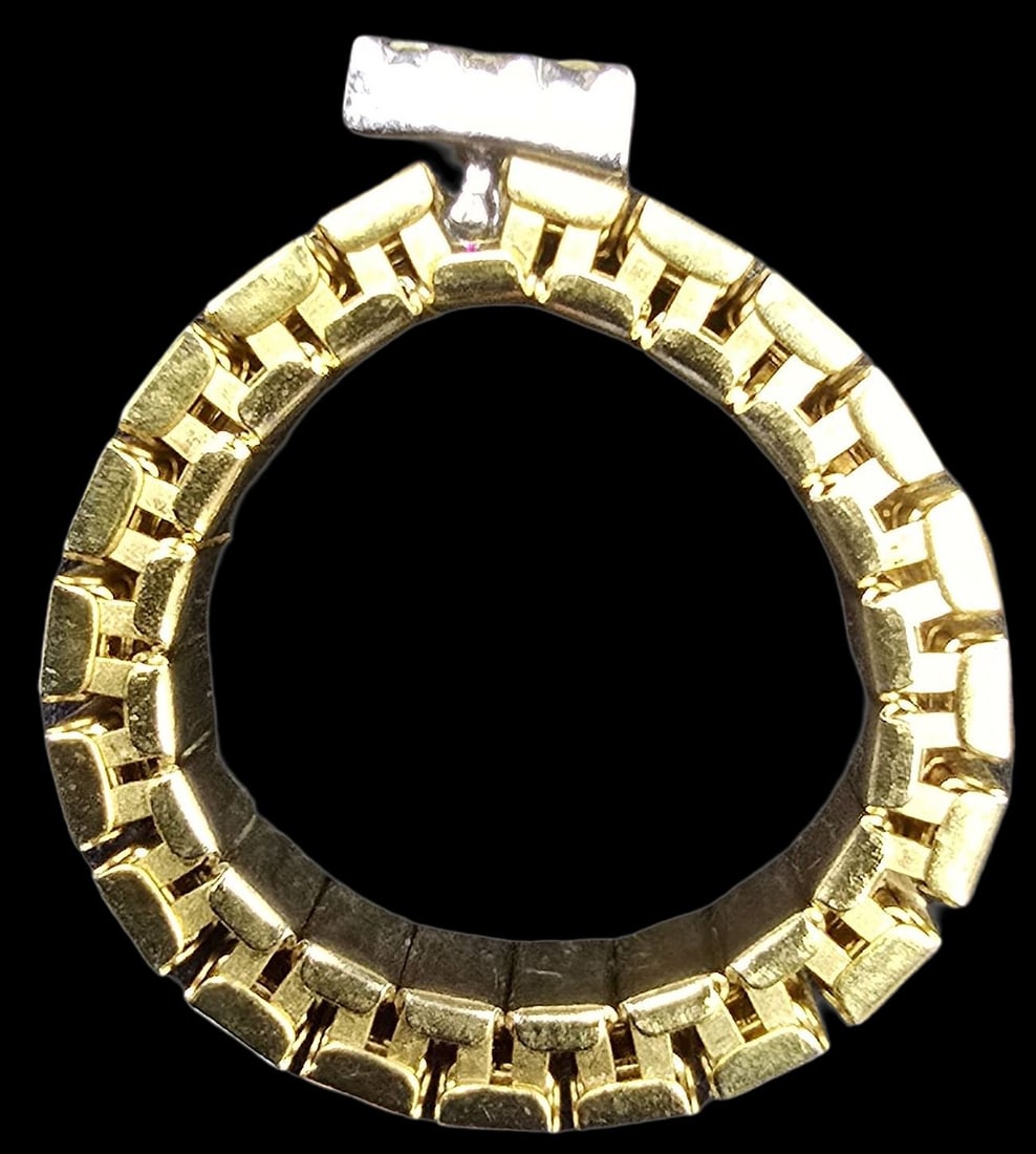 Beautiful Vintage Gold Plated Ring /w Letter "J" Adorned /w Clear Gemstones: Very good vintage condition with minor patina according to age. The ring adjusts to size and weighs ca. 4.5 grams.