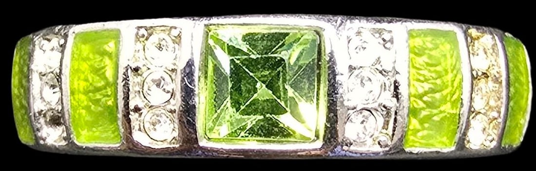 Gorgeous Vintage Silver-Tone Metal Ring /w Clear & Green Gemstones (1 of 2)