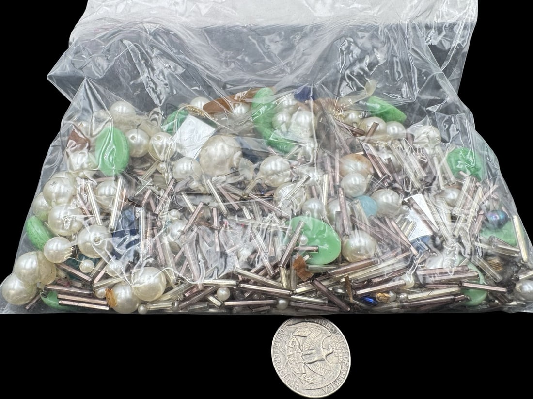 Jewelry Making Lot: Different Color & Size Beads (1 of 2)
